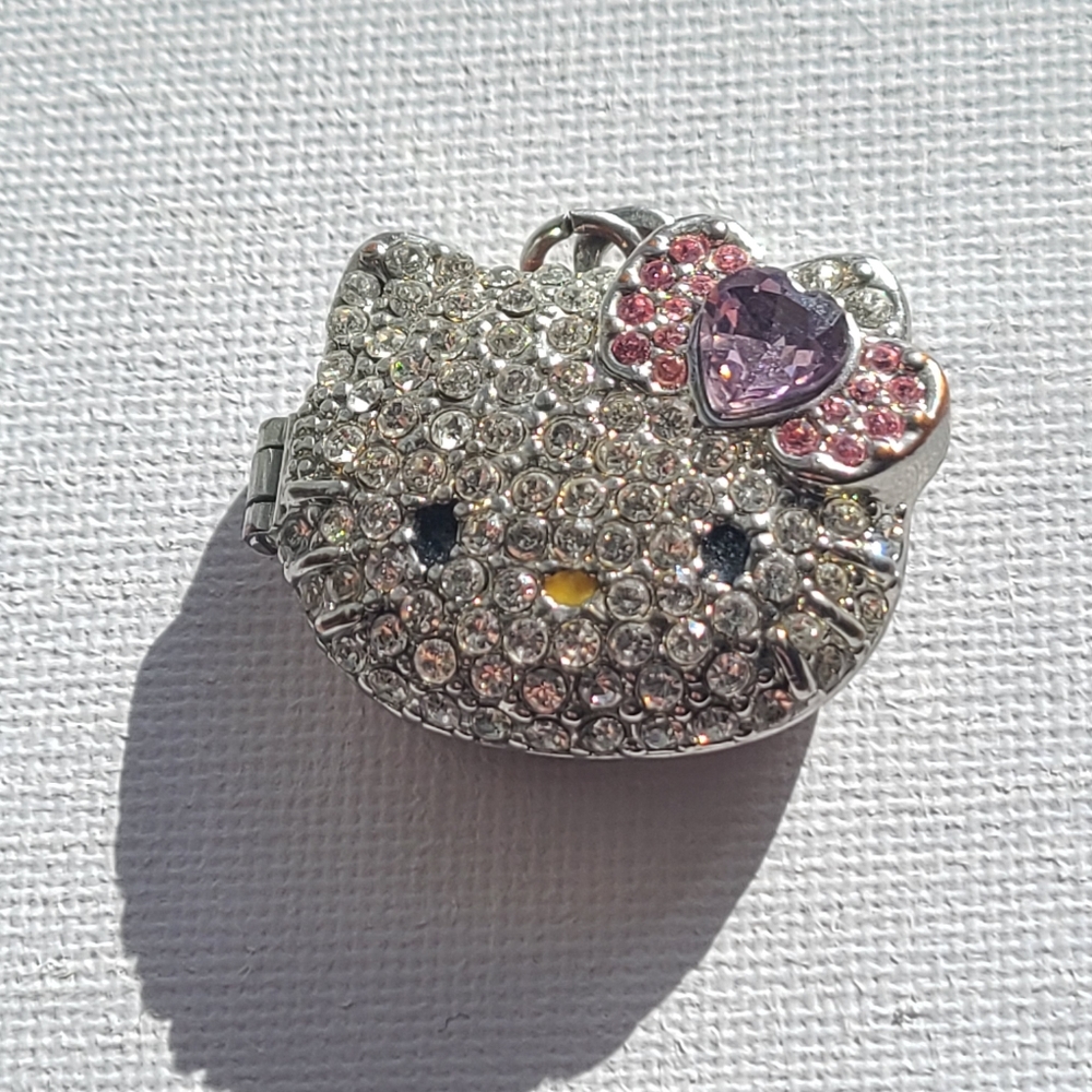 Hello Kitty locket